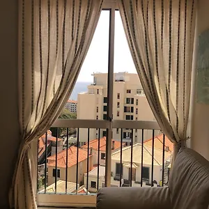 Olivia's Place Apartment